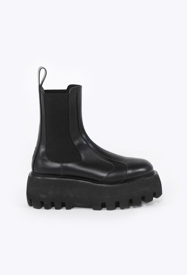 Alexander McQueen Sofa Leather Chelsea Boots, 2024 - 1