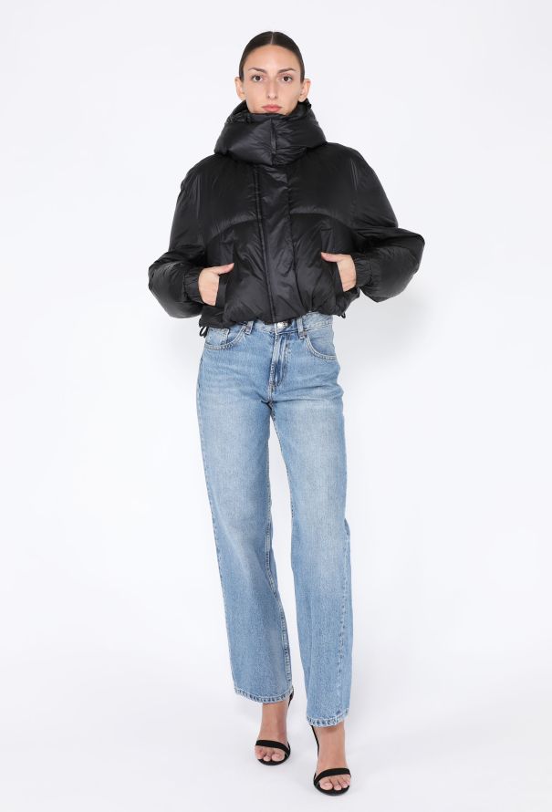 Sacai 2023 Hooded Cropped Puffer Coat - 4
