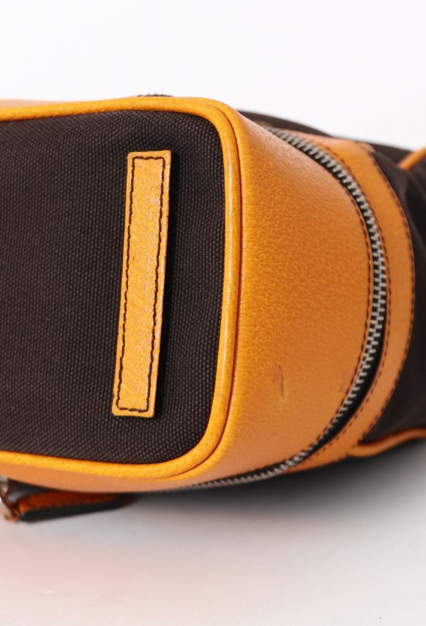 Prada F/W 2000 Top Handle Doctor Bag - 8