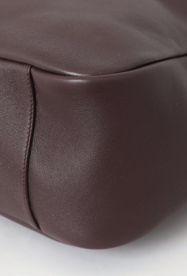 Saint Laurent 5 à 7 Calfskin Shoulder Bag - 8