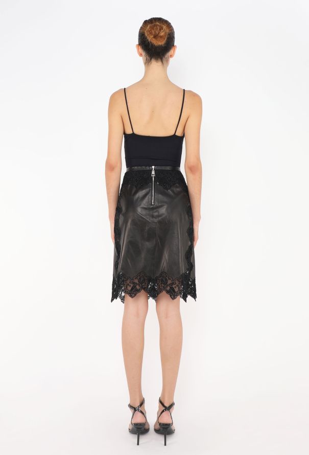 Louis Vuitton Embroidered Lambskin Lace Skirt - 4