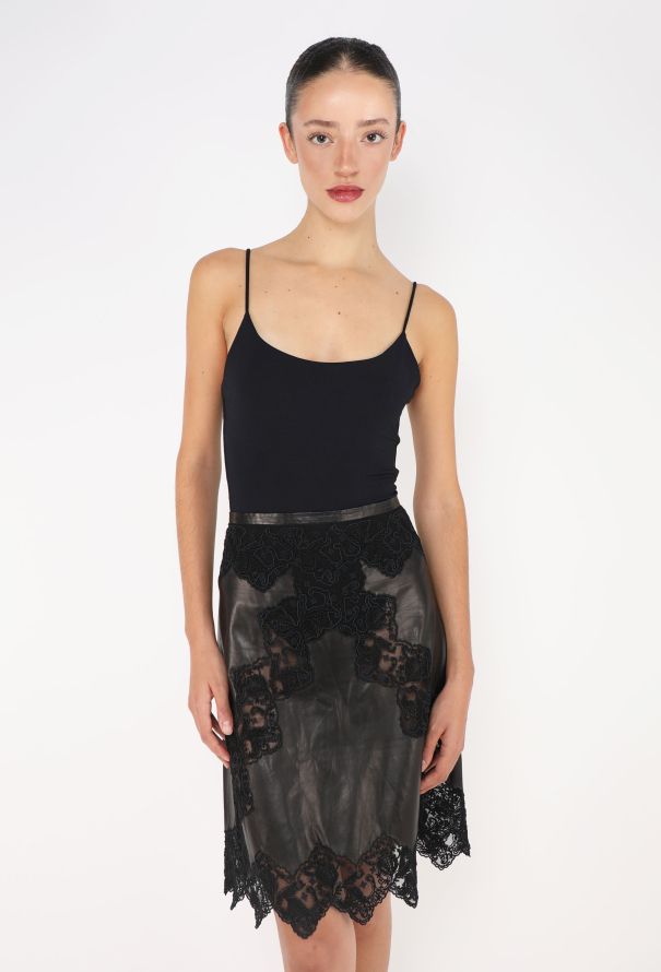 Louis Vuitton Embroidered Lambskin Lace Skirt - 3