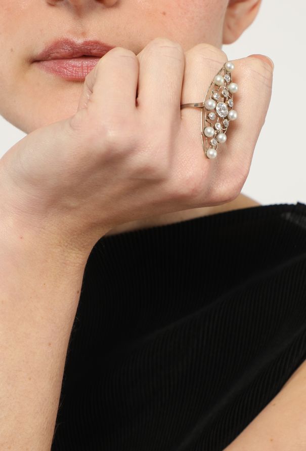 Vintage Fine Jewelry 18k White Gold, Pearl & Diamond Marquise Ring - 2 Vintage Fine Jewelry 18k White Gold, Pearl & Diamond Marquise Ring - 2