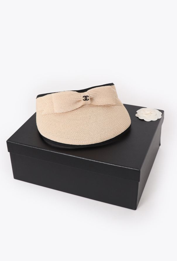 Chanel 2021 Raffia 'CC' Bow Visor - 2 Chanel 2021 Raffia 'CC' Bow Visor - 2