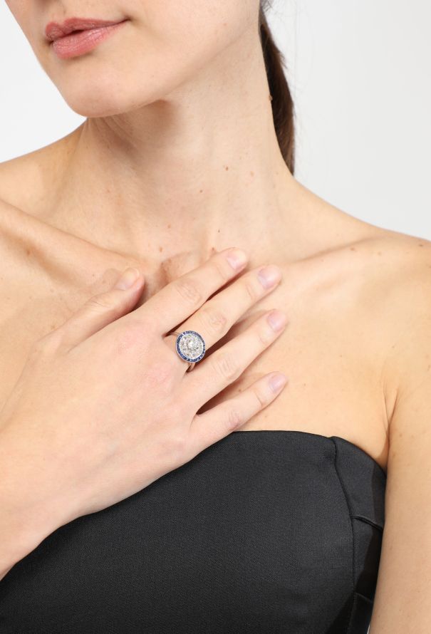 Vintage Fine Jewelry Art Déco Platinum, Diamond & Sapphire Target Ring - 2