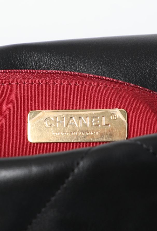 Chanel Black 19 Flap Bag GM - 12