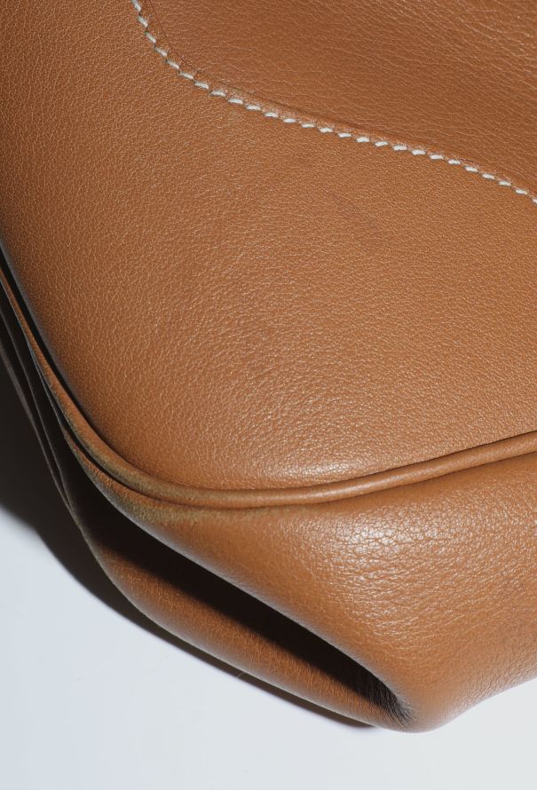 Hermès '90s Gold Calfskin Trim 31 - 11 Hermès '90s Gold Calfskin Trim 31 - 11