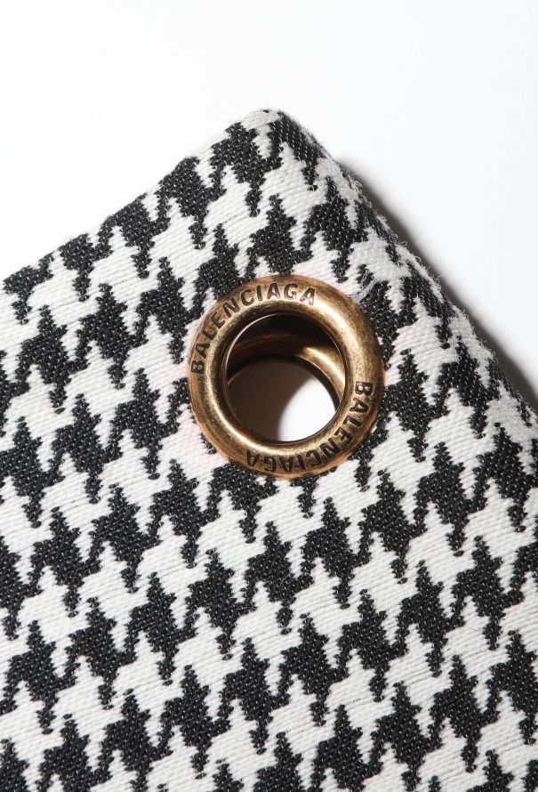 Balenciaga S/S 2018 Houndstooth Skirt - 7 Balenciaga S/S 2018 Houndstooth Skirt - 7