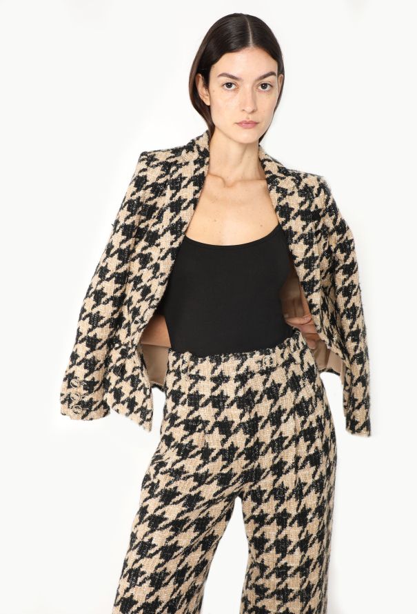 Chanel Iconic F/W 2019 Houndstooth Tweed Suit - 6
