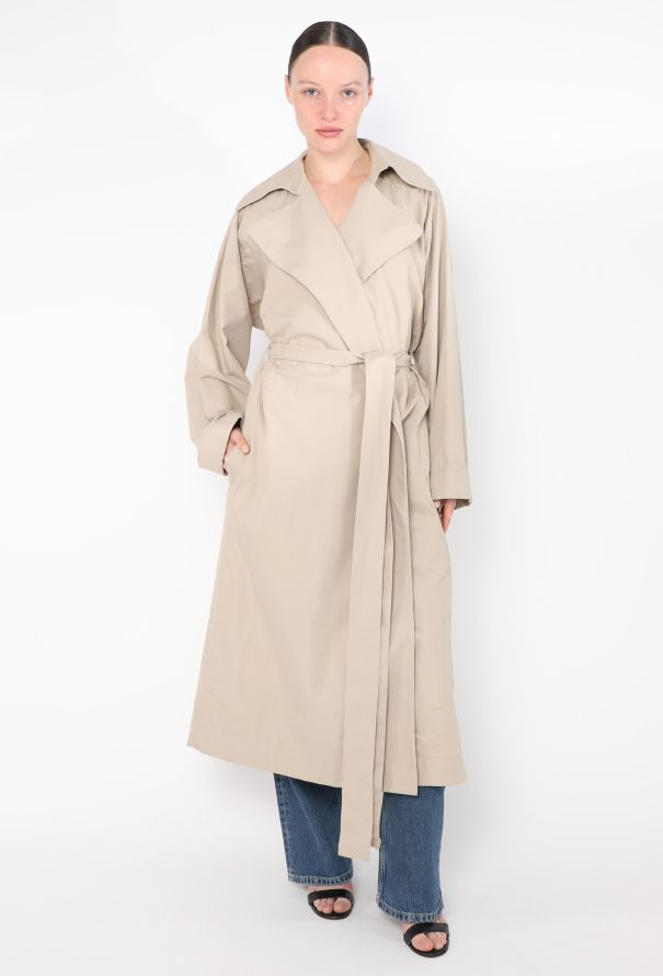 The Row S/S 2023 Badva Belted Trench - 3 The Row S/S 2023 Badva Belted Trench - 3