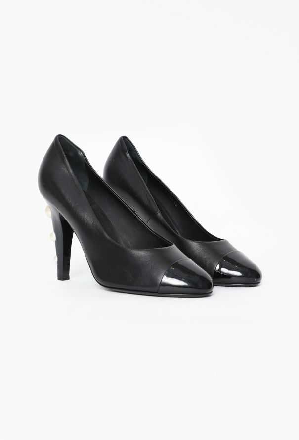 Chanel Cap-Toe Pearl 'CC' Pumps - 3