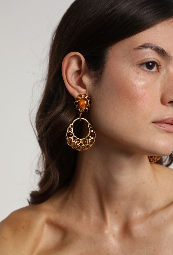 Chanel 1994 Çitrine Glass Clip Earrings - 2 Chanel 1994 Çitrine Glass Clip Earrings - 2