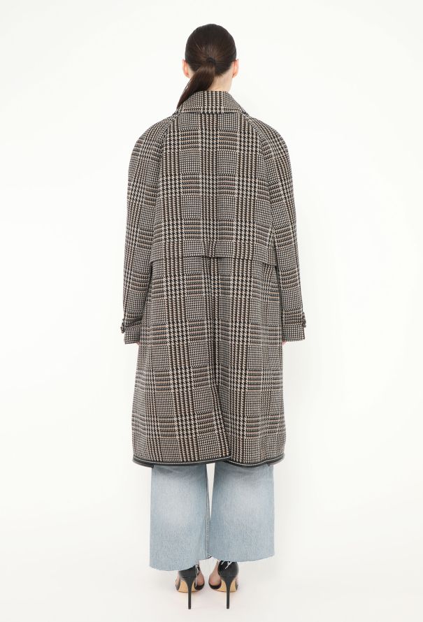 Balenciaga Pre-Fall 2018 Houndstooth Coat - 7 Balenciaga Pre-Fall 2018 Houndstooth Coat - 7