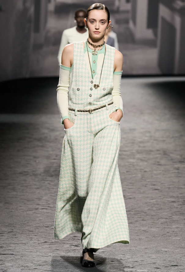 Chanel S/S 2023 Wide-Leg Tweed Jumpsuit - 2