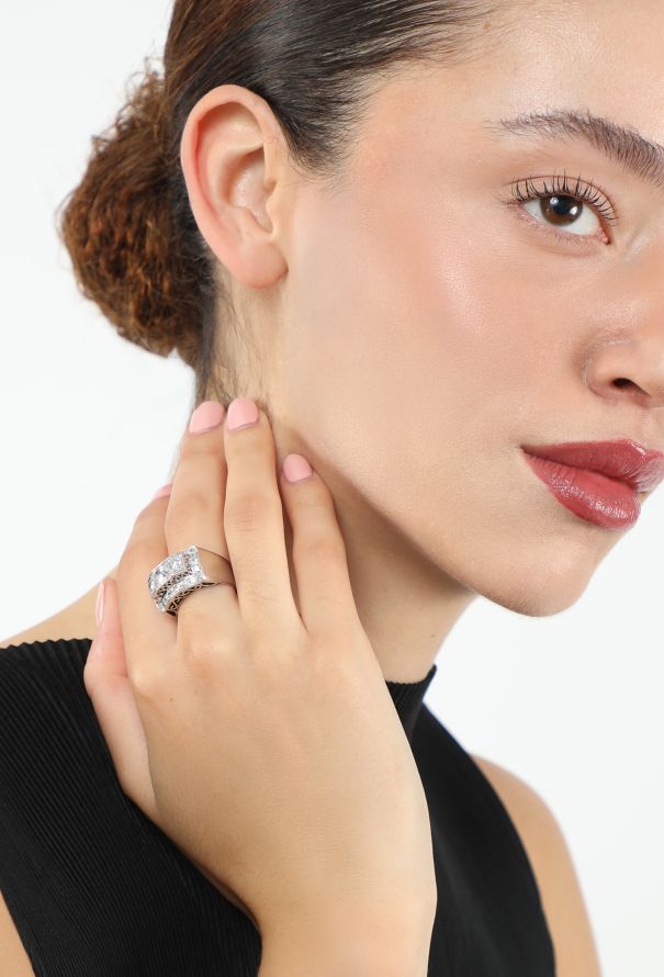 Vintage Fine Jewelry 1940s 18K White Gold Retro Diamond Ring - 4