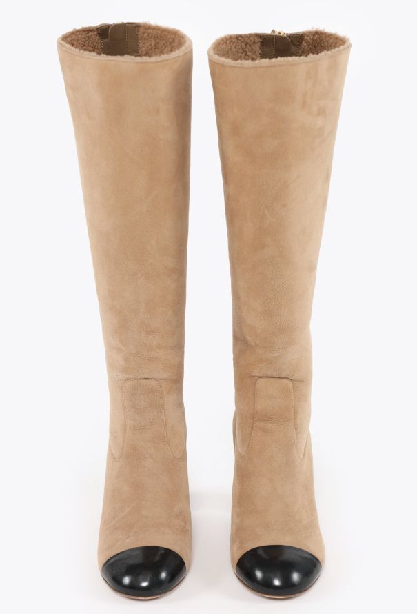 Chanel F/W 2024 Shearling Cap-Toe Boots - 3