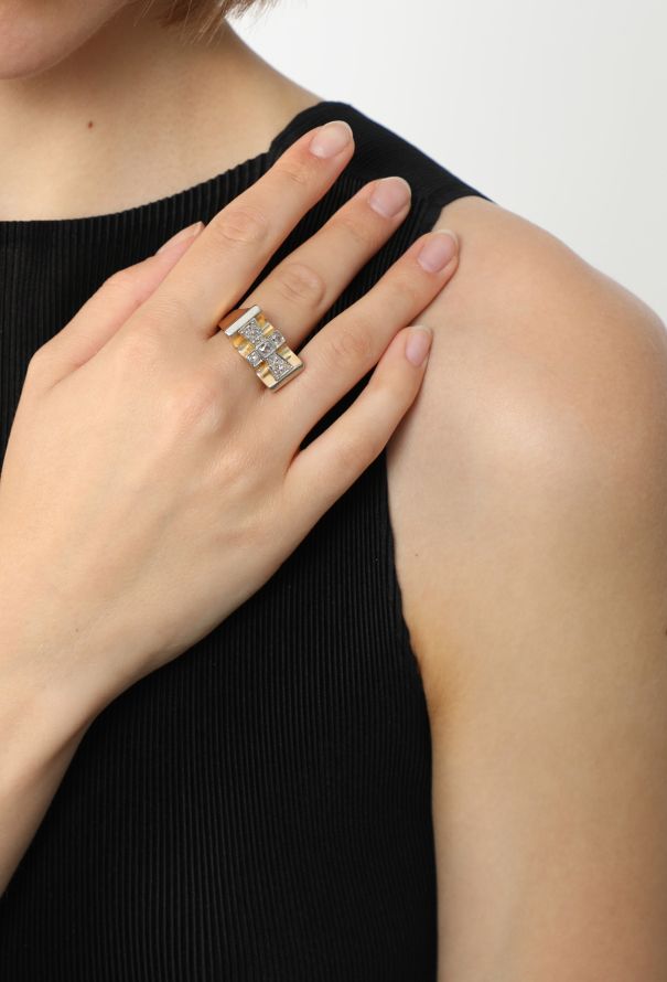 Vintage Fine Jewelry Vintage 18K Gold & Diamond Tank Ring - 2