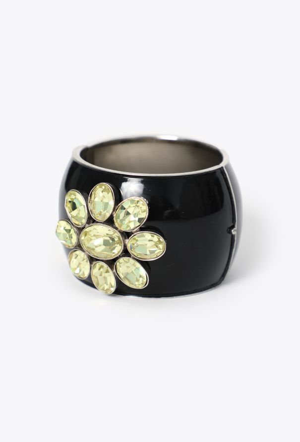 Chanel F/W 2003 Floral Enamel Cuff - 3