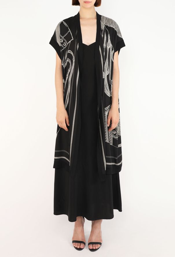 Hermès 'Zouaves et Dragons Finesse' Silk Kaftan, 2021 - 4