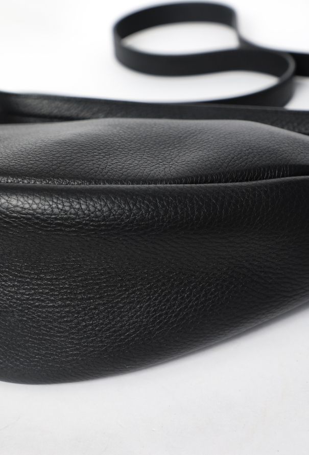 The Row Slouchy Banana Large Shoulder Bag - 8