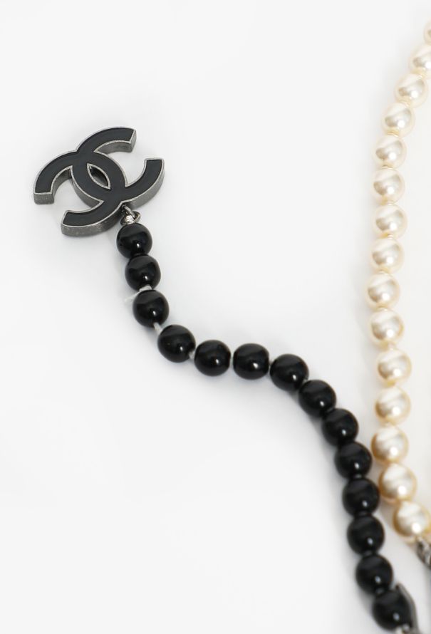 Chanel 2005 Bicolor Pearl 'CC' Belt - 4