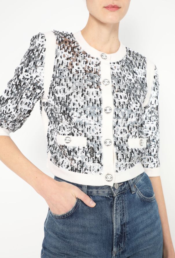 Chanel 2023 Sequin 'CC' Cashmere Cardigan - 1