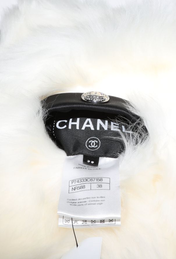 Chanel 2023 Coco Neige Reversible Shearling Vest - 11