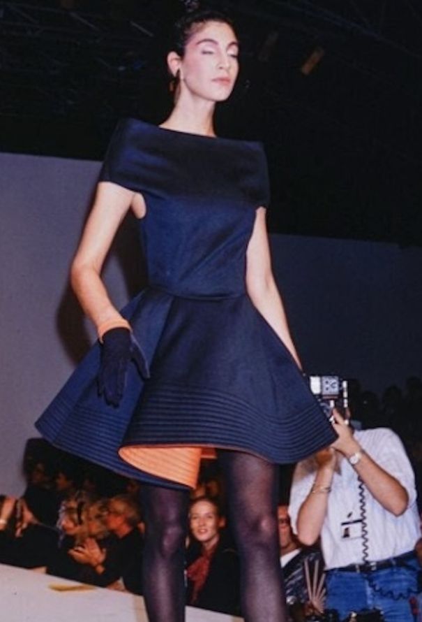Claude Montana S/S 1988 Sculptural Off The Shoulder Dress - 2