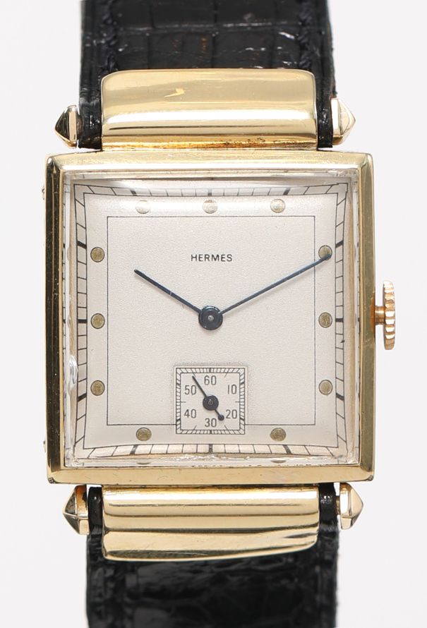 Hermès Ultra RARE 18K Yellow Gold Square Dress Watch - 3