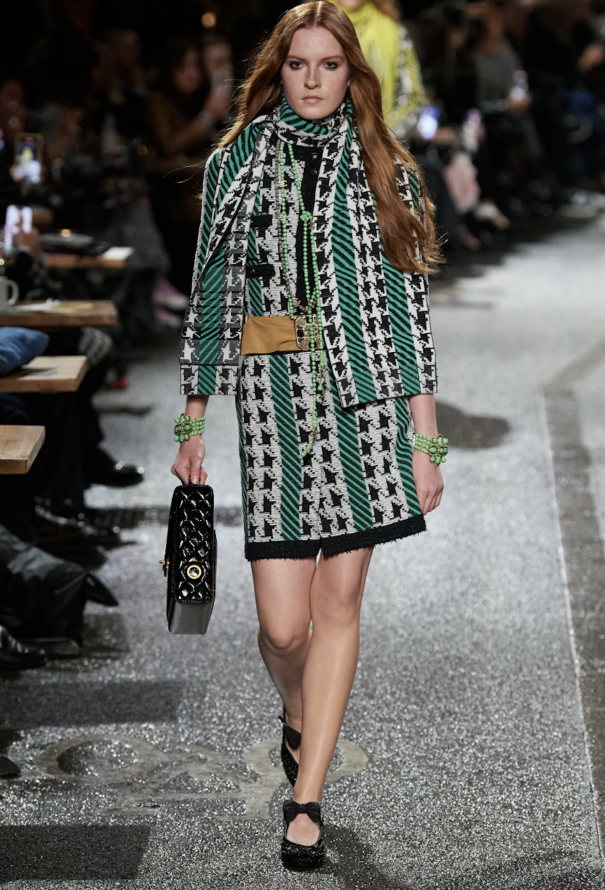 Chanel Wool Houndstooth Jacket, Pre-Fall 2024 - 2