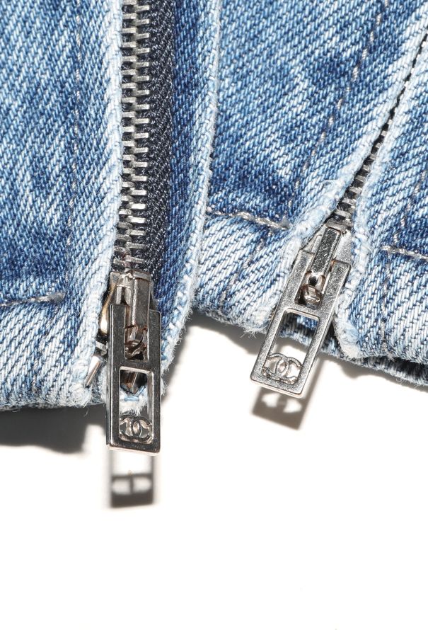 Chanel Tapered Tonal 'CC' Jeans - 8