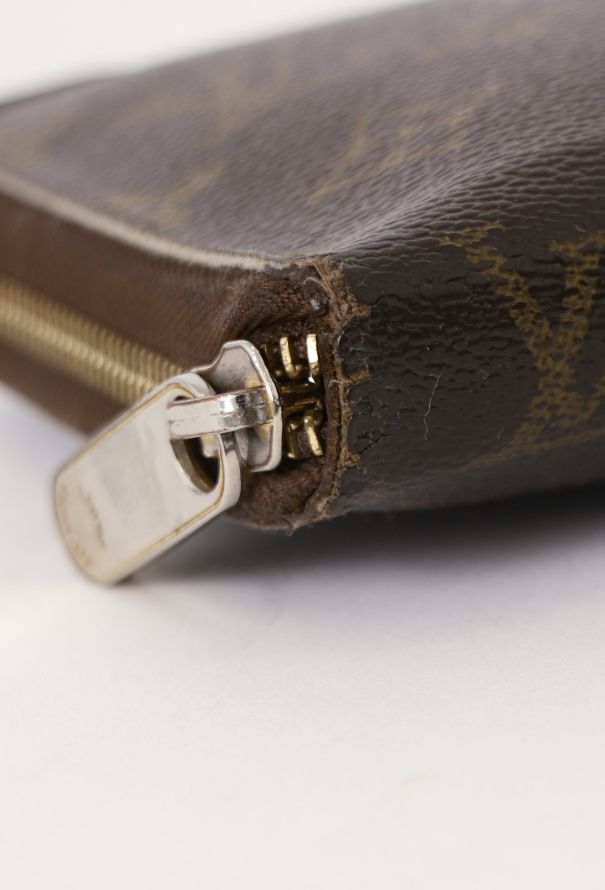 Louis Vuitton Monogram Zippy Wallet - 9