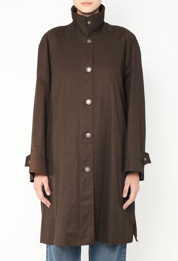 Chanel '80s Gabardine Cashmere-Lined Raincoat - 4