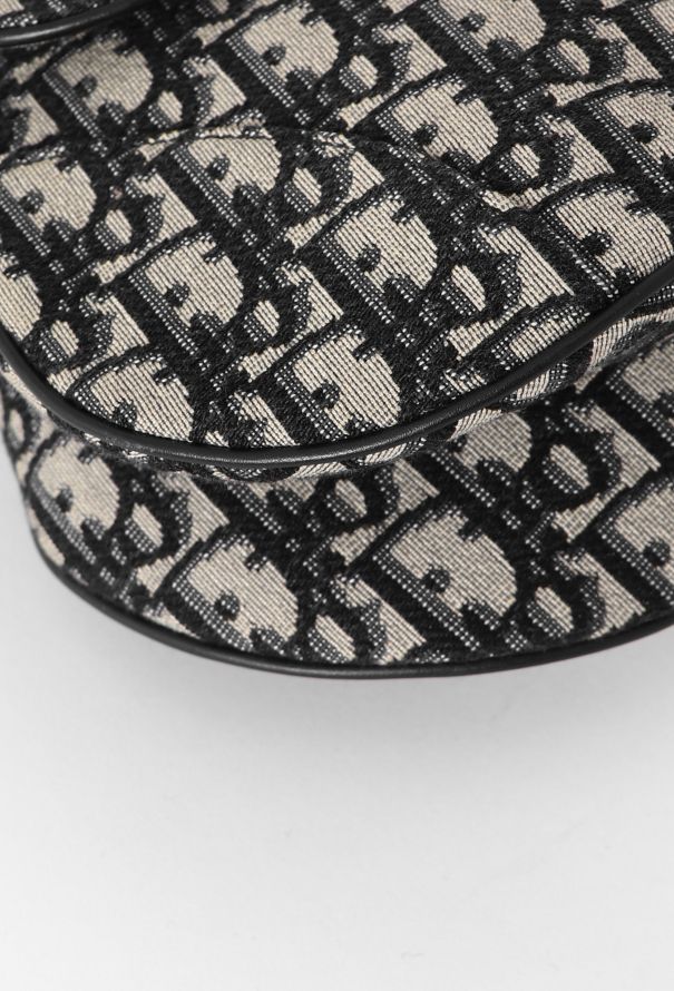 Oblique Medium Saddle Bag | Authentic & Vintage | ReSee