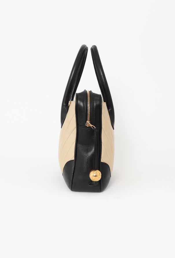 Chanel '90s Chevron Shoulder Bag - 5 Chanel '90s Chevron Shoulder Bag - 5