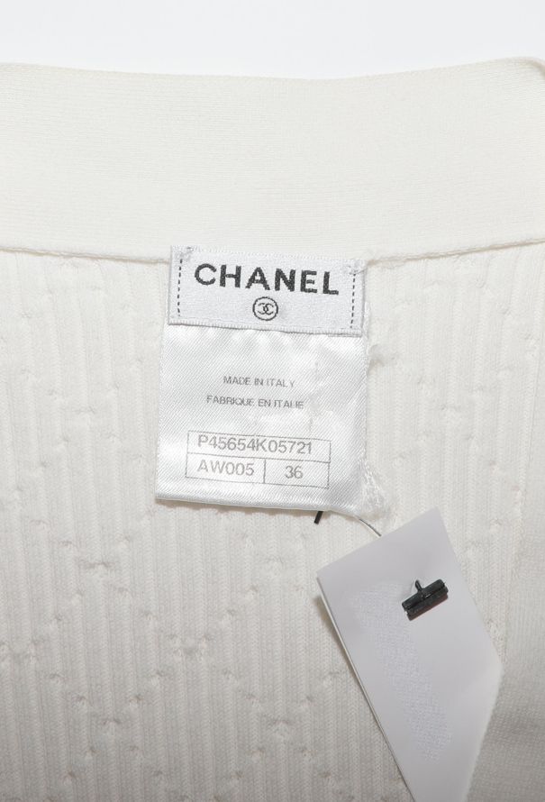 Chanel Ribbed 'CC' Cardigan - 6