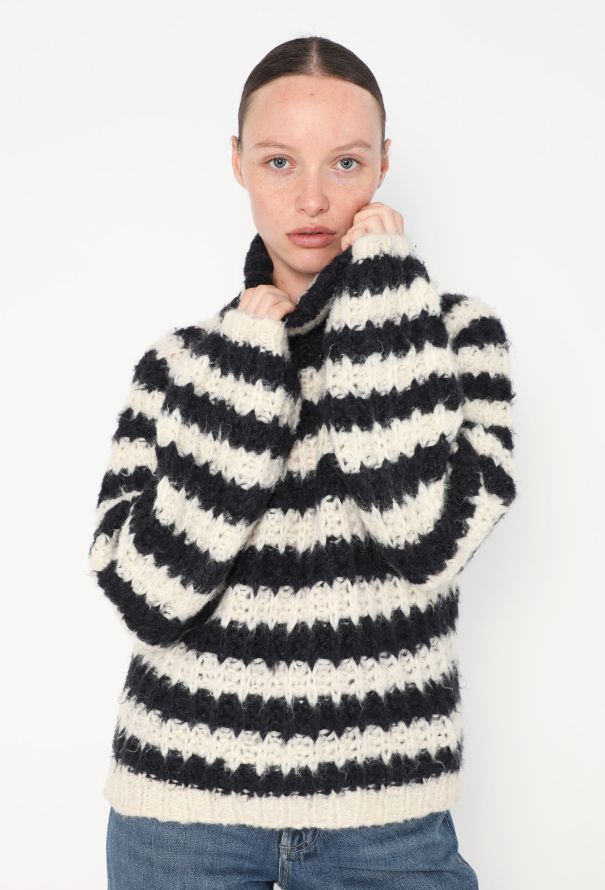 Chloé Pre-Fall 2015 Mohair Turtleneck - 2 Chloé Pre-Fall 2015 Mohair Turtleneck - 2