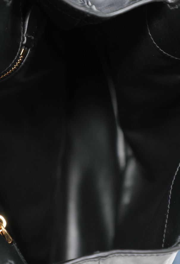 Prada S/S 2025 Carey Medium Leather Tote Bag - 13