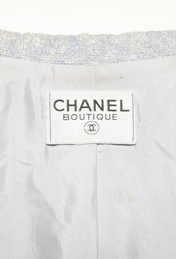 Chanel 1996 Bouclé Tweed 'CC' Jacket - 5 Chanel 1996 Bouclé Tweed 'CC' Jacket - 5