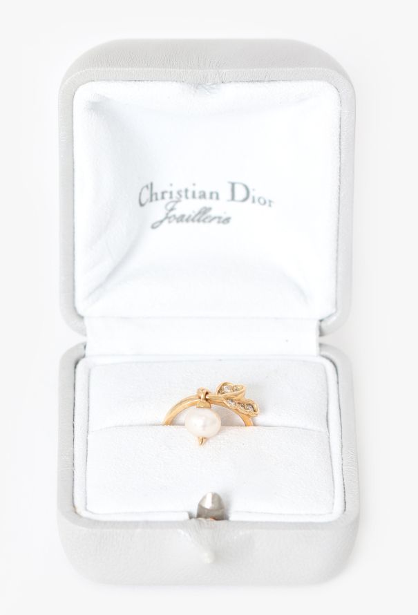 Dior 18k Yellow Gold, Pearl & Diamond Ring - 4 Dior 18k Yellow Gold, Pearl & Diamond Ring - 4