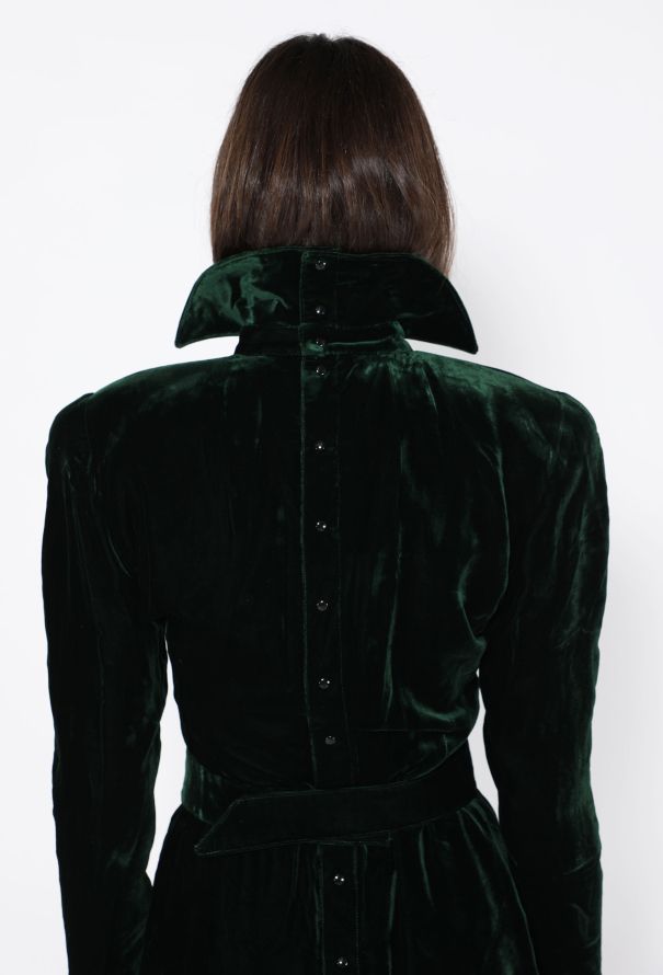 Thierry Mugler Velvet Dramatic Collar Dress, F/W 1986 - 7