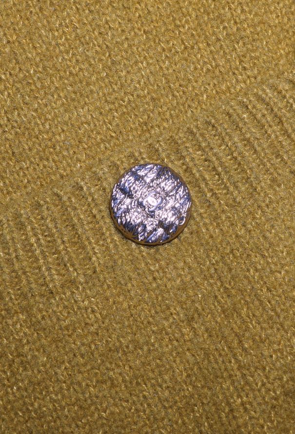 Chanel 2022 Cashmere Knit Cardigan - 6