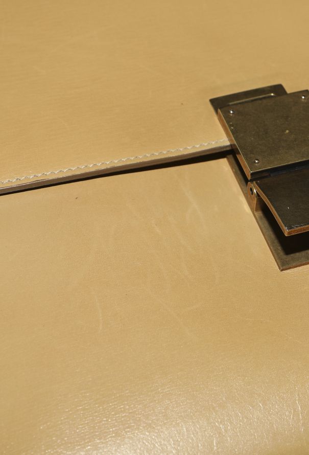 Céline Large Beige Classic Box Bag - 17 Céline Large Beige Classic Box Bag - 17