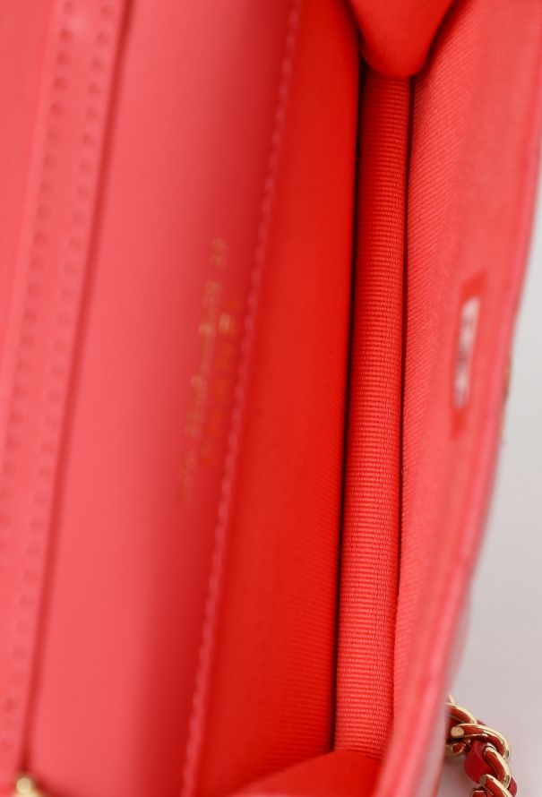 Chanel Coral Mini Wallet on Chain - 12