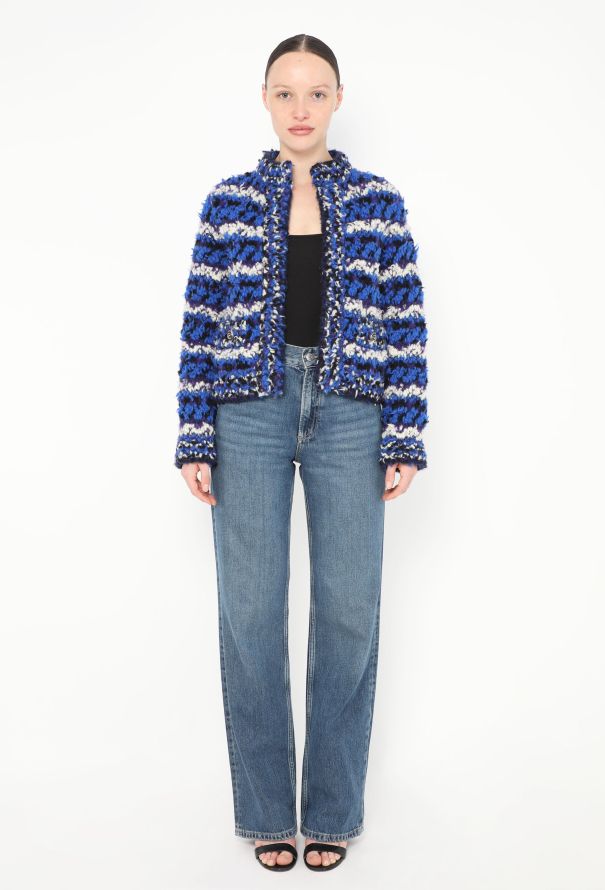 Chanel 2020 Cropped Bouclé 'CC' Jacket - 3