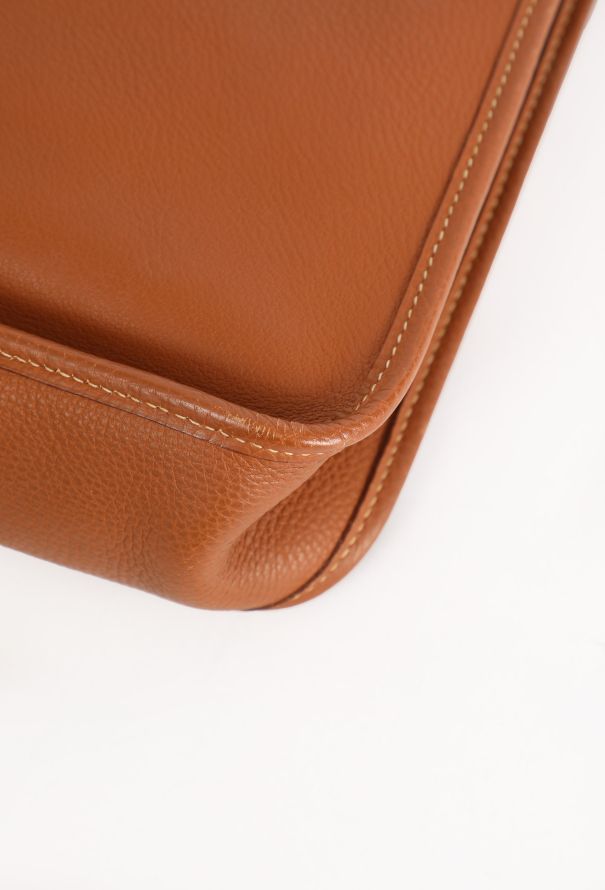 Hermès Vintage Gold Courchevel Vespa MM Bag - 9