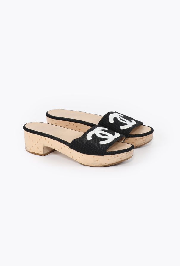 Chanel 2010 'CC' Wooden Sandals - 3