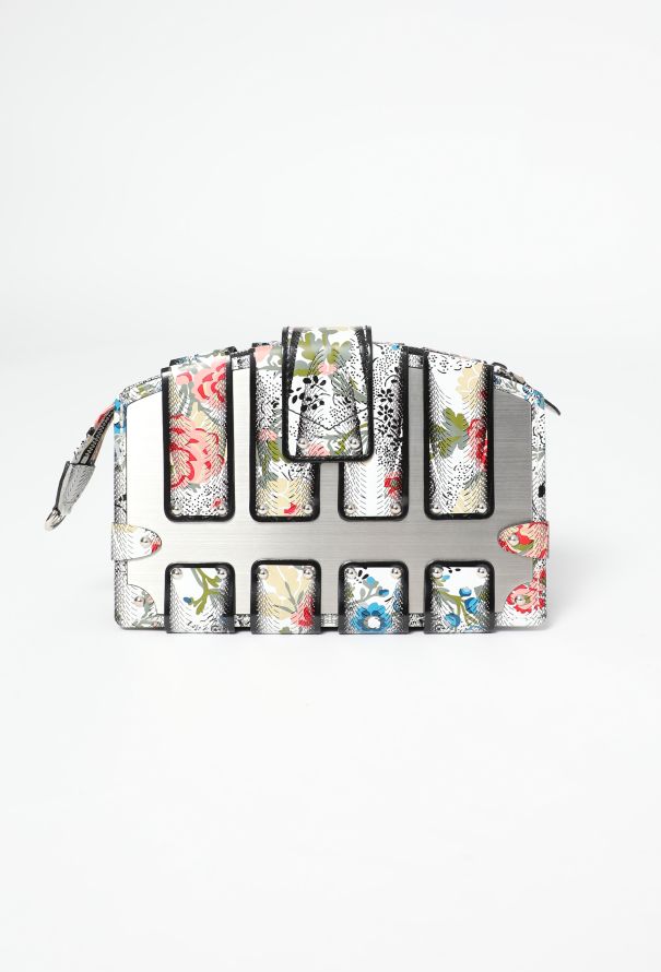 Louis Vuitton S/S 2018 Petite Malle Clutch - 5