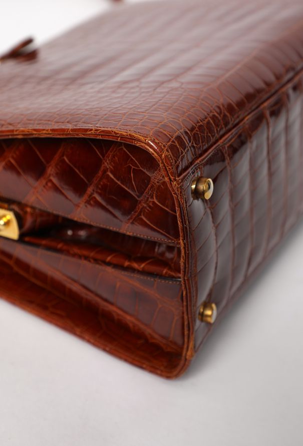 Judith Leiber Vintage Cognac Alligator Doctor Bag - 8