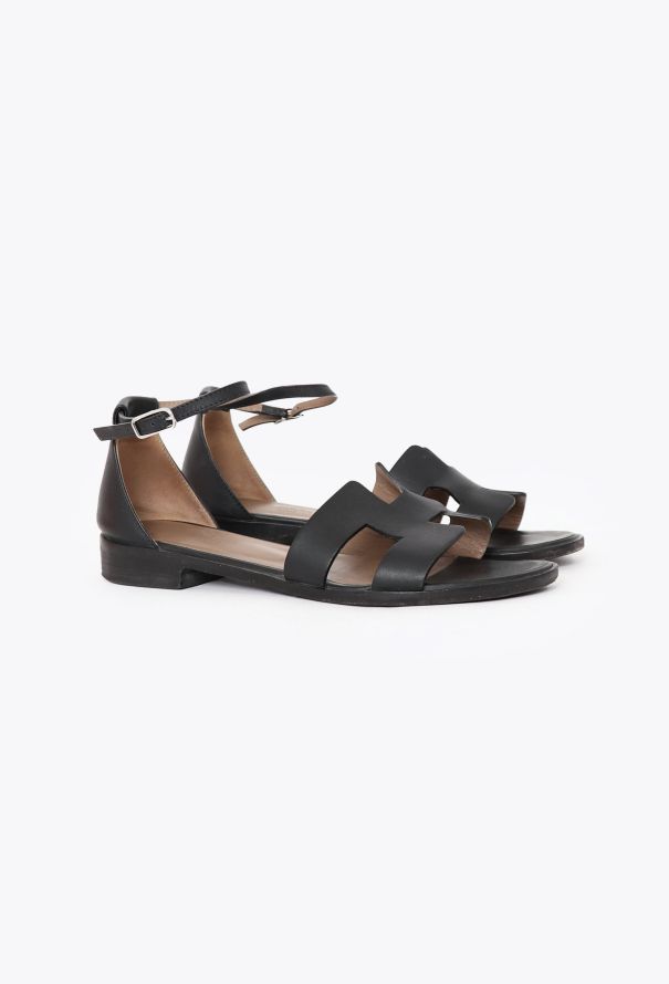 Hermès 2024 Calfskin 'Santorini' Sandals - 3